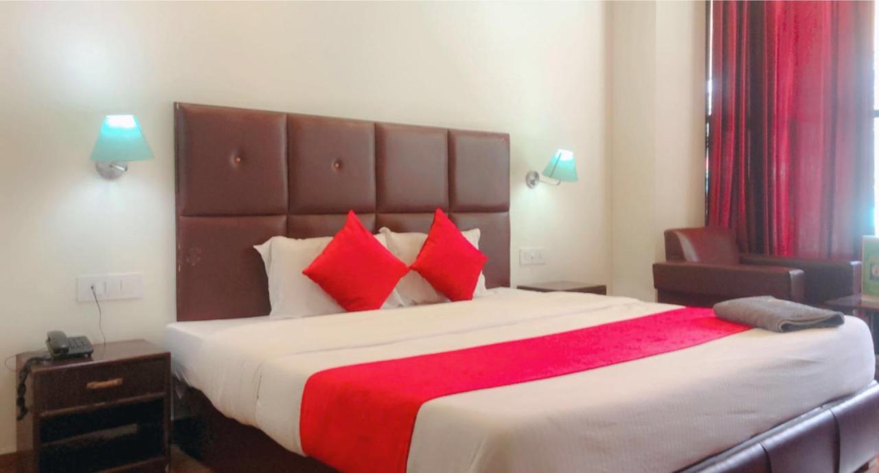 Hotel Hadimba - In City Center Manāli Eksteriør bilde
